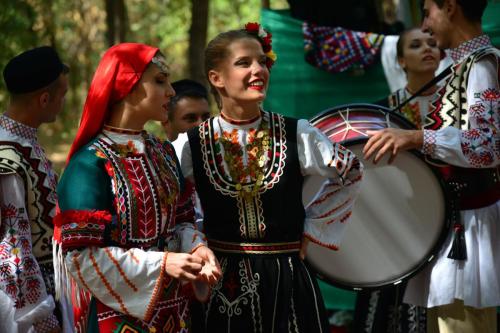 женска народна носия